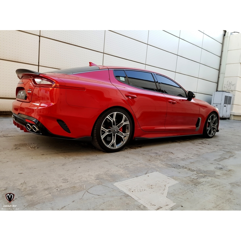 Kia Stinger 2022 салон подсветка