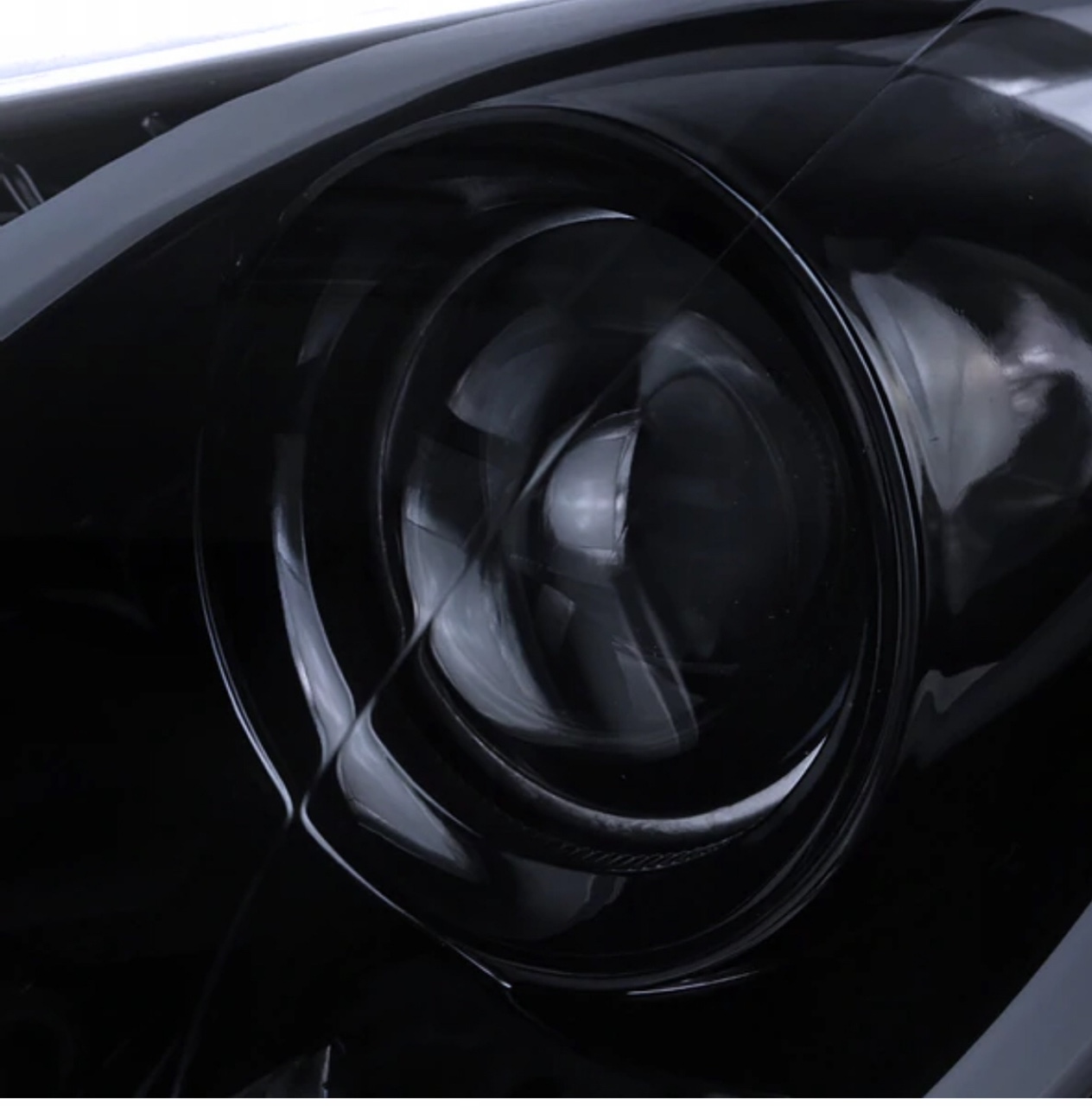 20122017 Hyundai Veloster Smoke Lens Projector Headlights w/ LED DRL